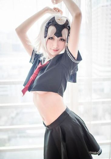鲤鱼乡3p 双性 调教