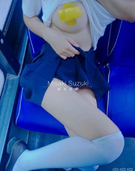 她唇之下在线看