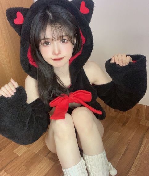 张雅丹和黄总33一34